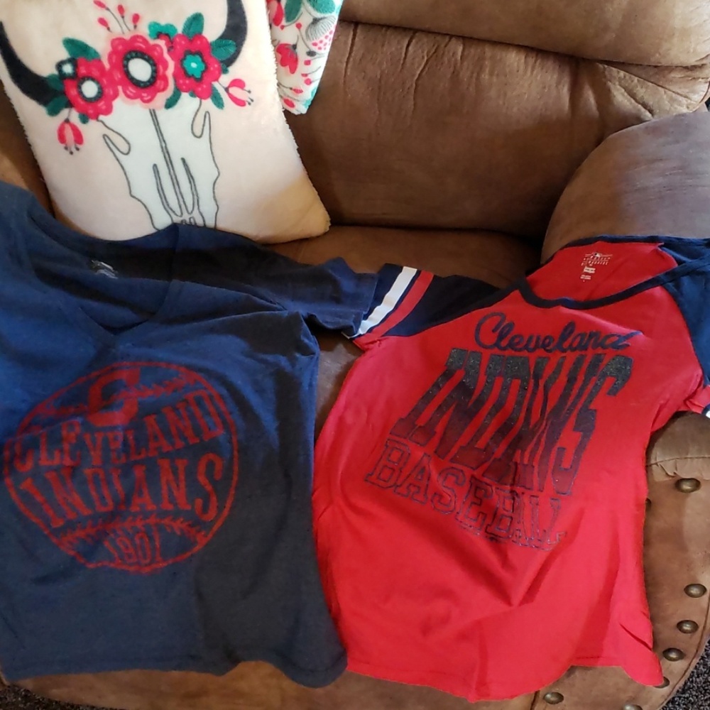 2 Cleveland Indians tshirts